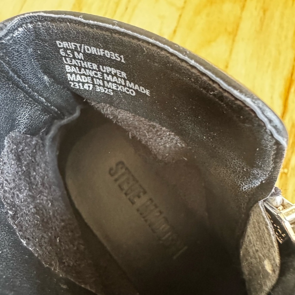 Steve Madden Drift Boots 6.5 - Picture 3 of 6